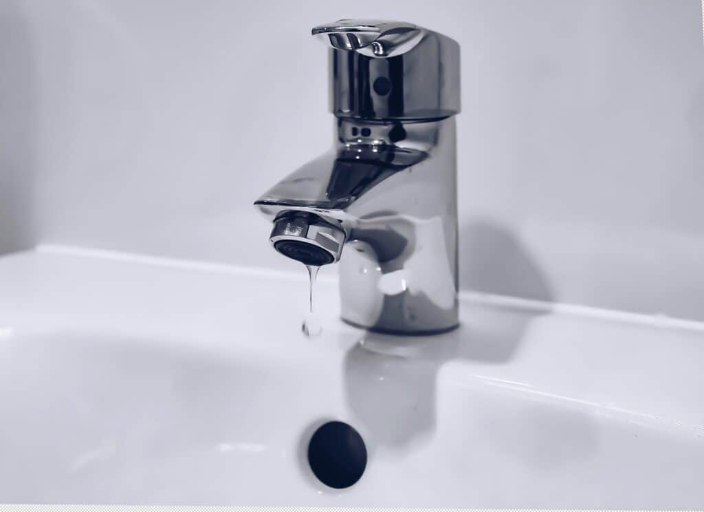 4 Signs You Need to Get Your Faucet Repaired